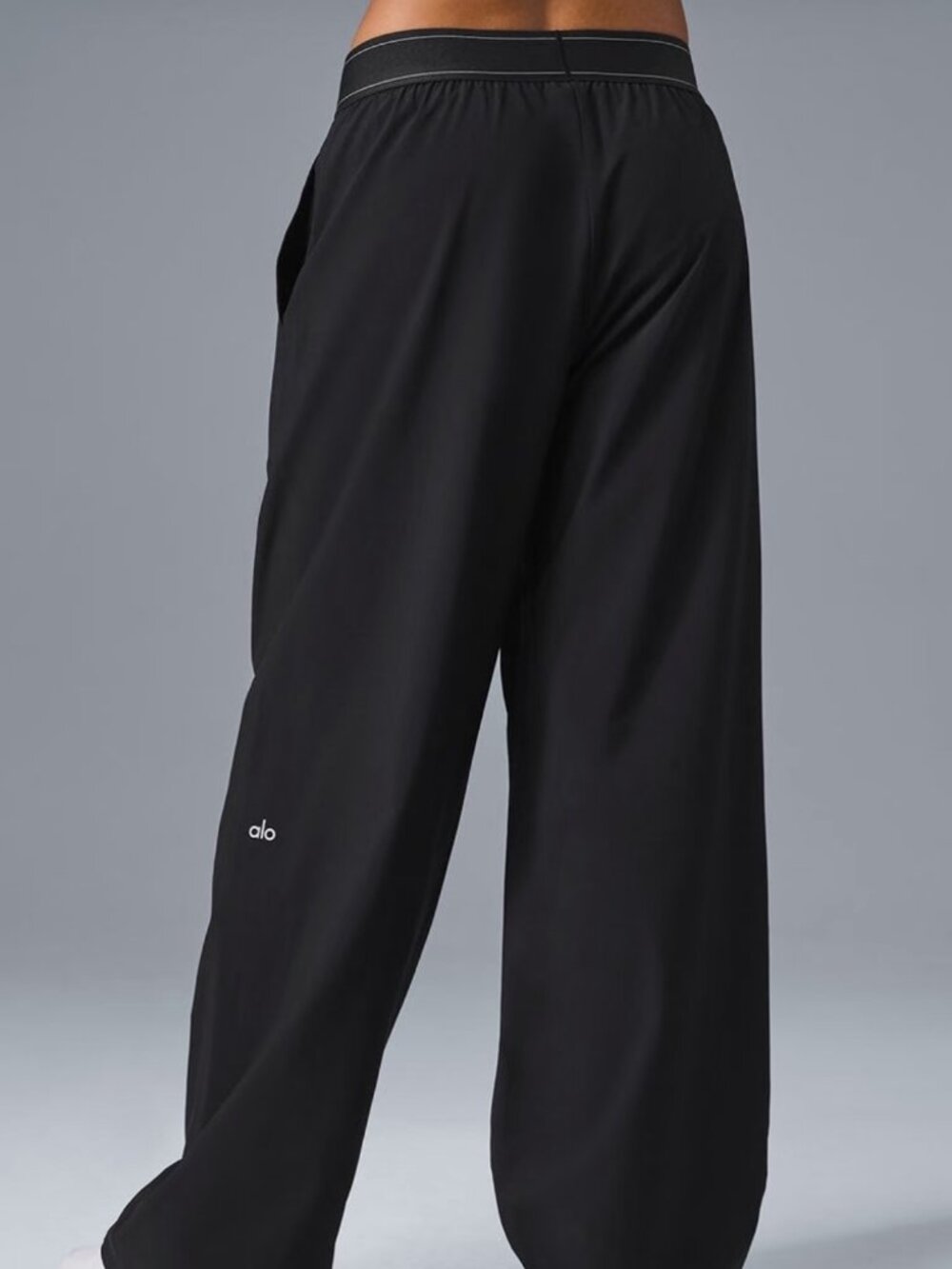 NWT💟ALO Yoga Black Straight Leg Pants,Casual Style Suit Up Trouser (Regular) 👖 - Picture 9 of 9